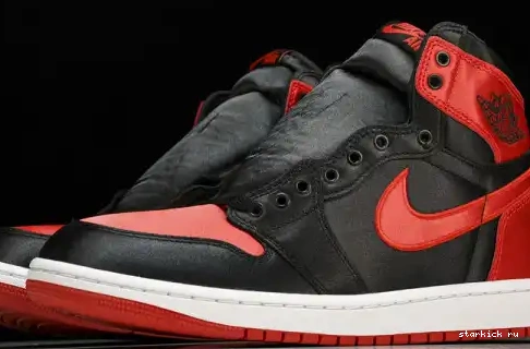 FD4810-061 OG Bred  High 1 Satin Retro Jordan  FD4810-061 0603